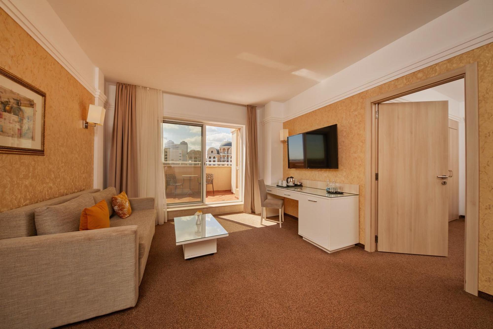 Dreams Sunny Beach Resort And Spa Oda fotoğraf Suite