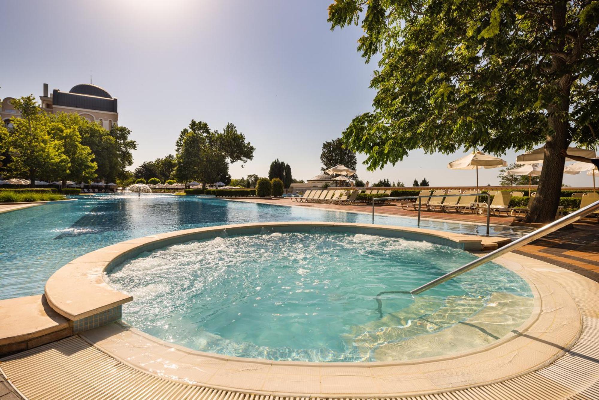 Dreams Sunny Beach Resort And Spa Dış mekan fotoğraf The swimming pool
